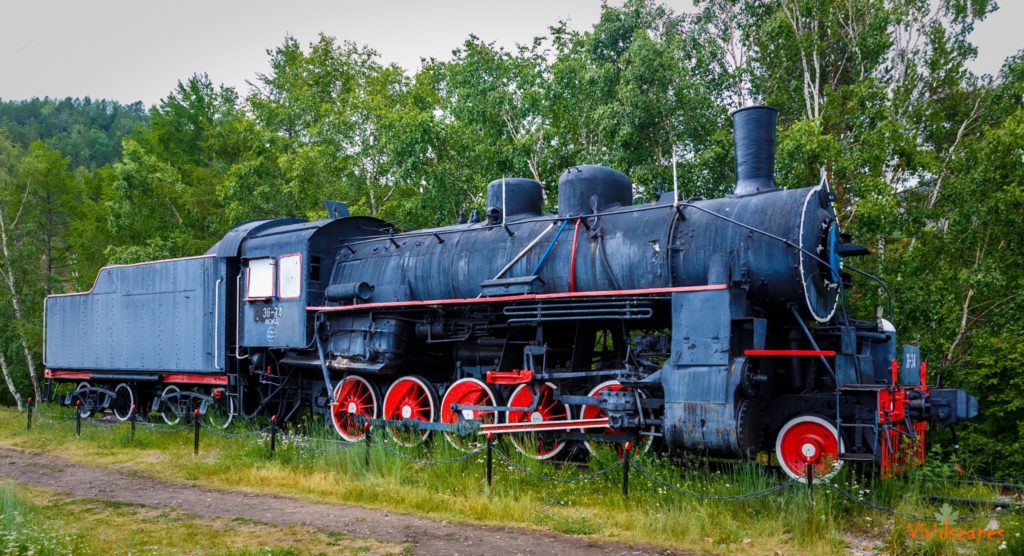 An old steam loco is now an attraction for travellers on the Lake Baikal line