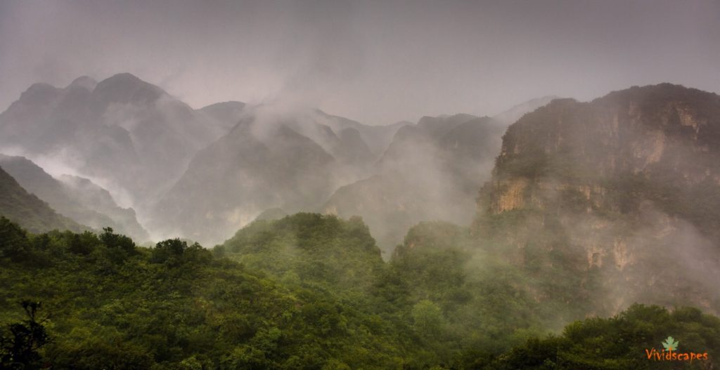 A 2 hour hike up the gorges near the Longqing Gorge