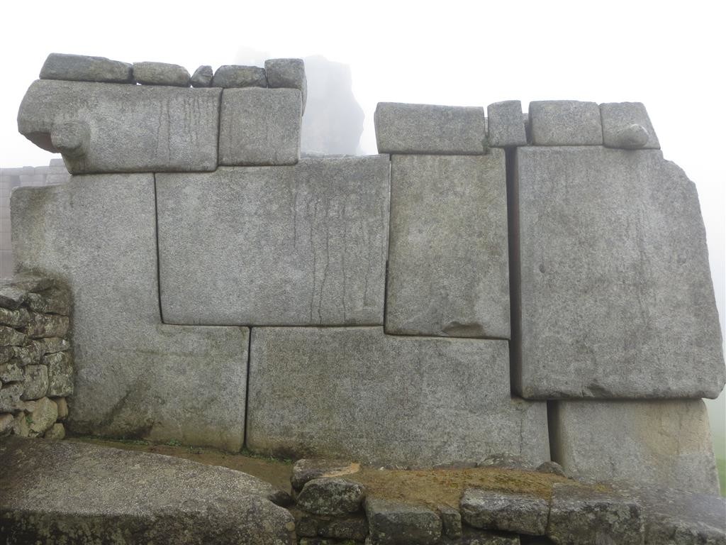 Perfect stone blocks, look like machine cut, we were amazed at the precision cut and how they achieved during their times.