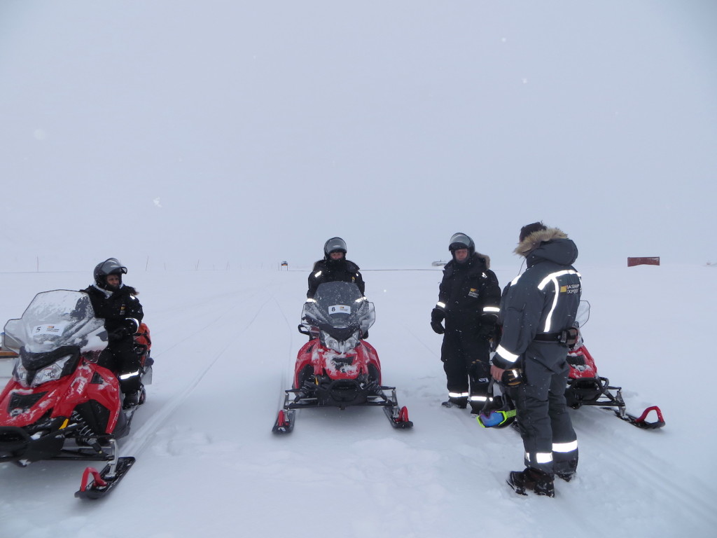 Briefing before the start of the 3 day tour