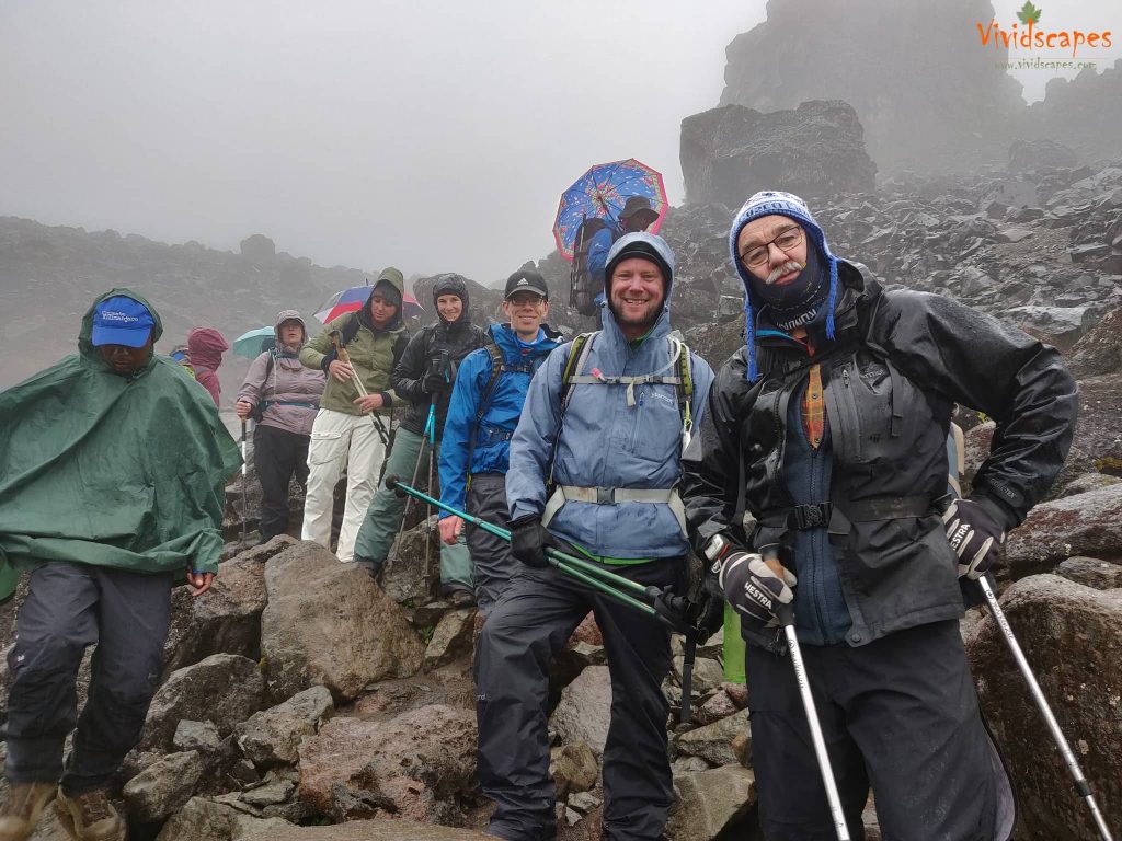 Moir Hut to Lava Tower to Barranco Camp