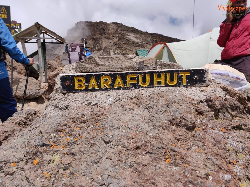 Barafuhut camp