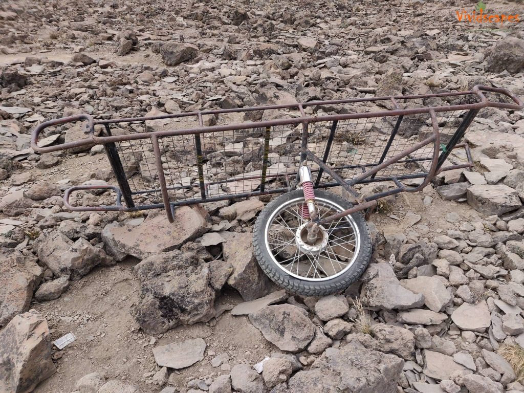 Stretchers in kilimanjaro