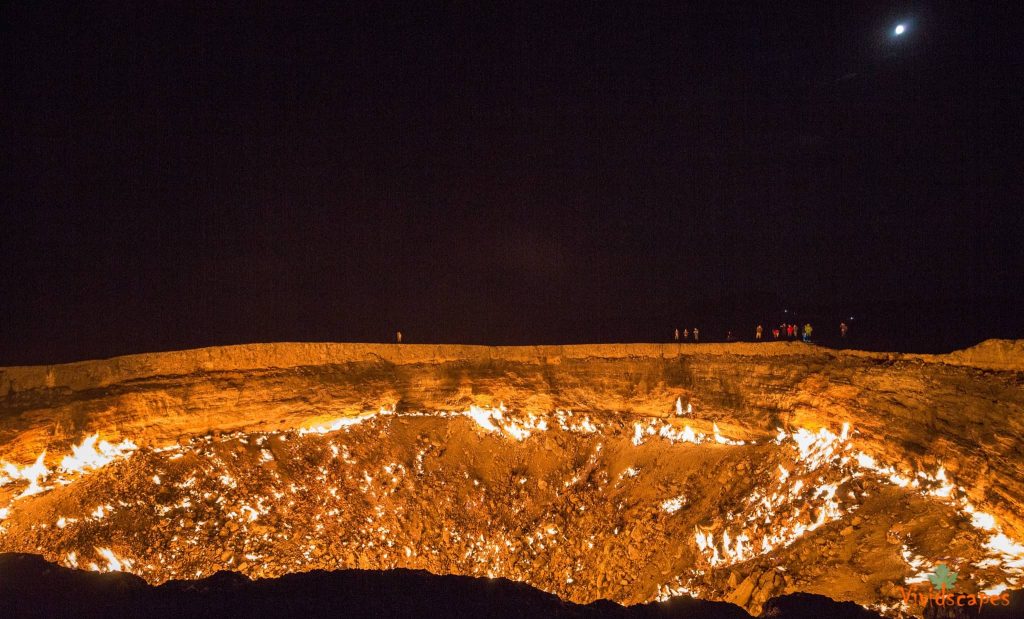 Darvaza door to Hell crater